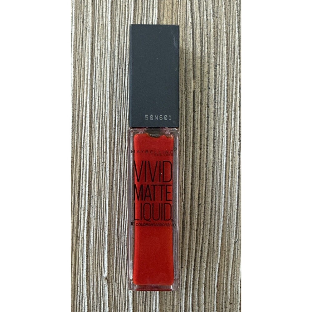 Maybelline Color Sensational Vivid Matte Liquid Lip Color 35 Rebel Red .26 FL OZ